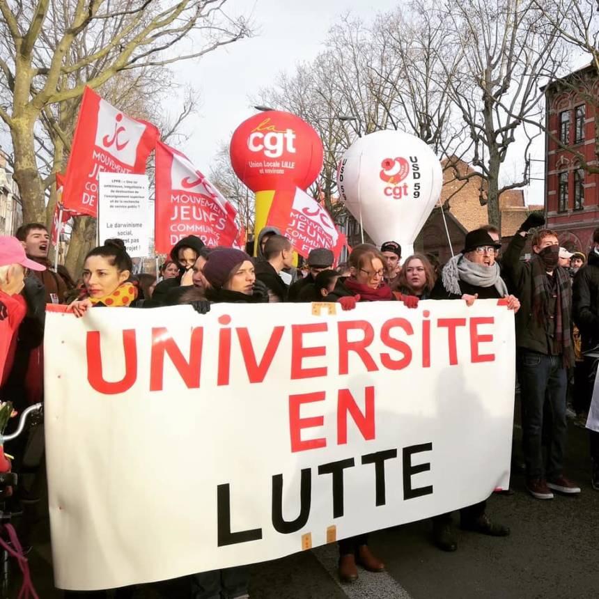 L’Université va craquer