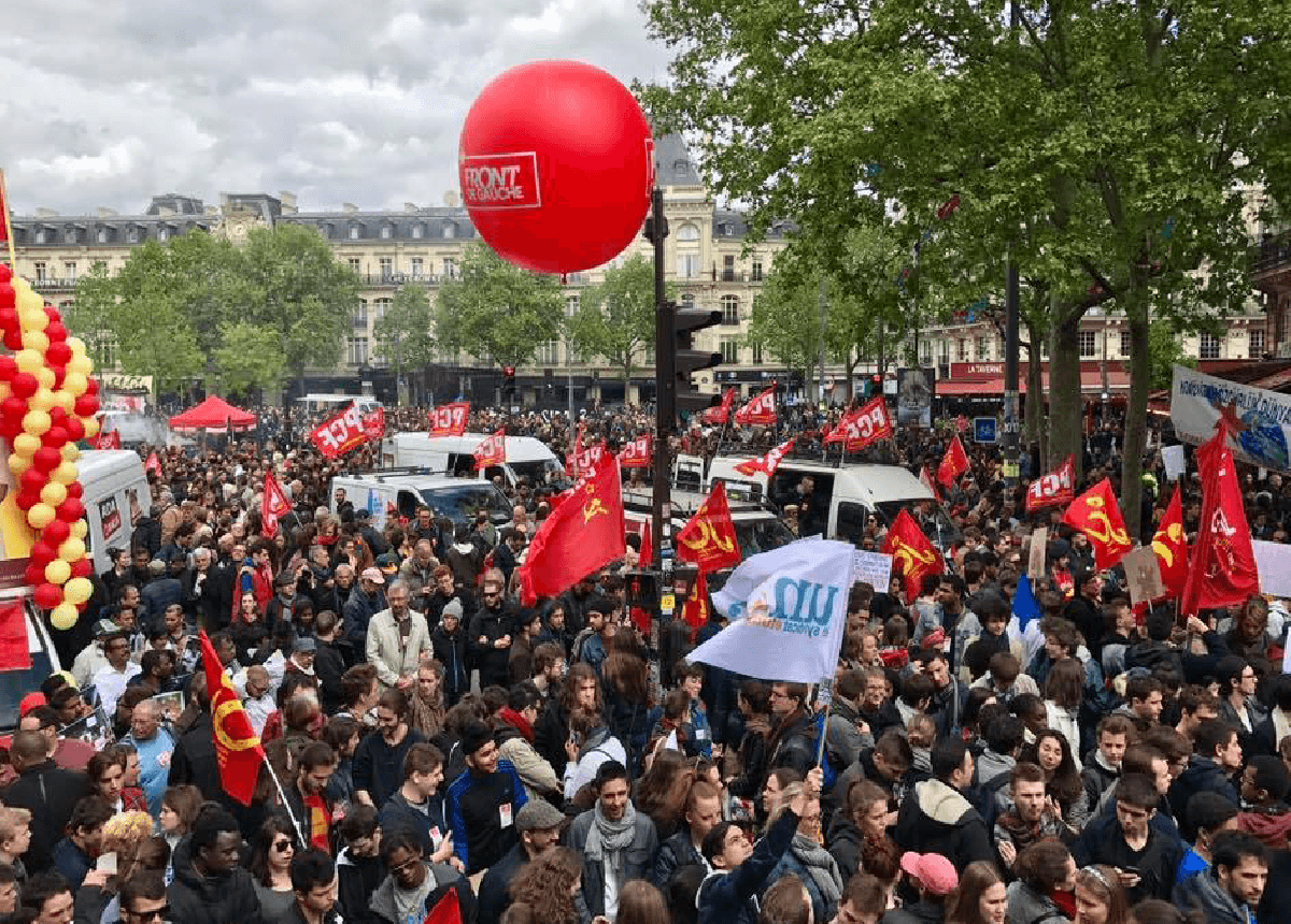 Cover Image for 1er mai : 285 000 personnes contre le FN et pour le progrès social