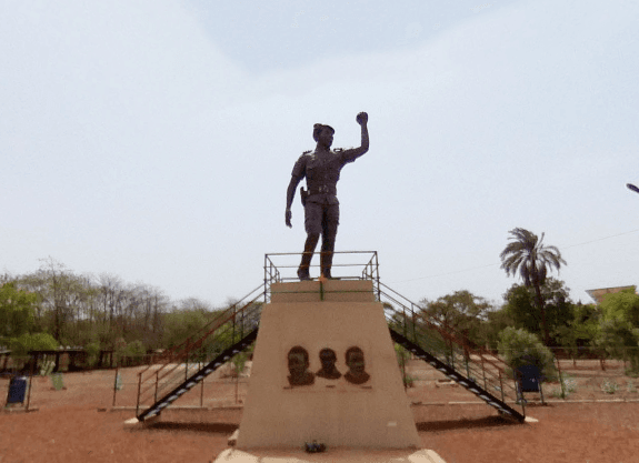 Cover Image for Au Burkina Faso, l’héritage impossible de Sankara
