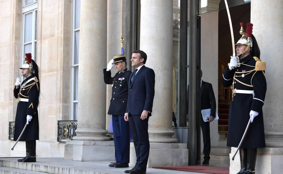 Rappel : comment Macron a participé à l’établissement illégal d’Uber en France 